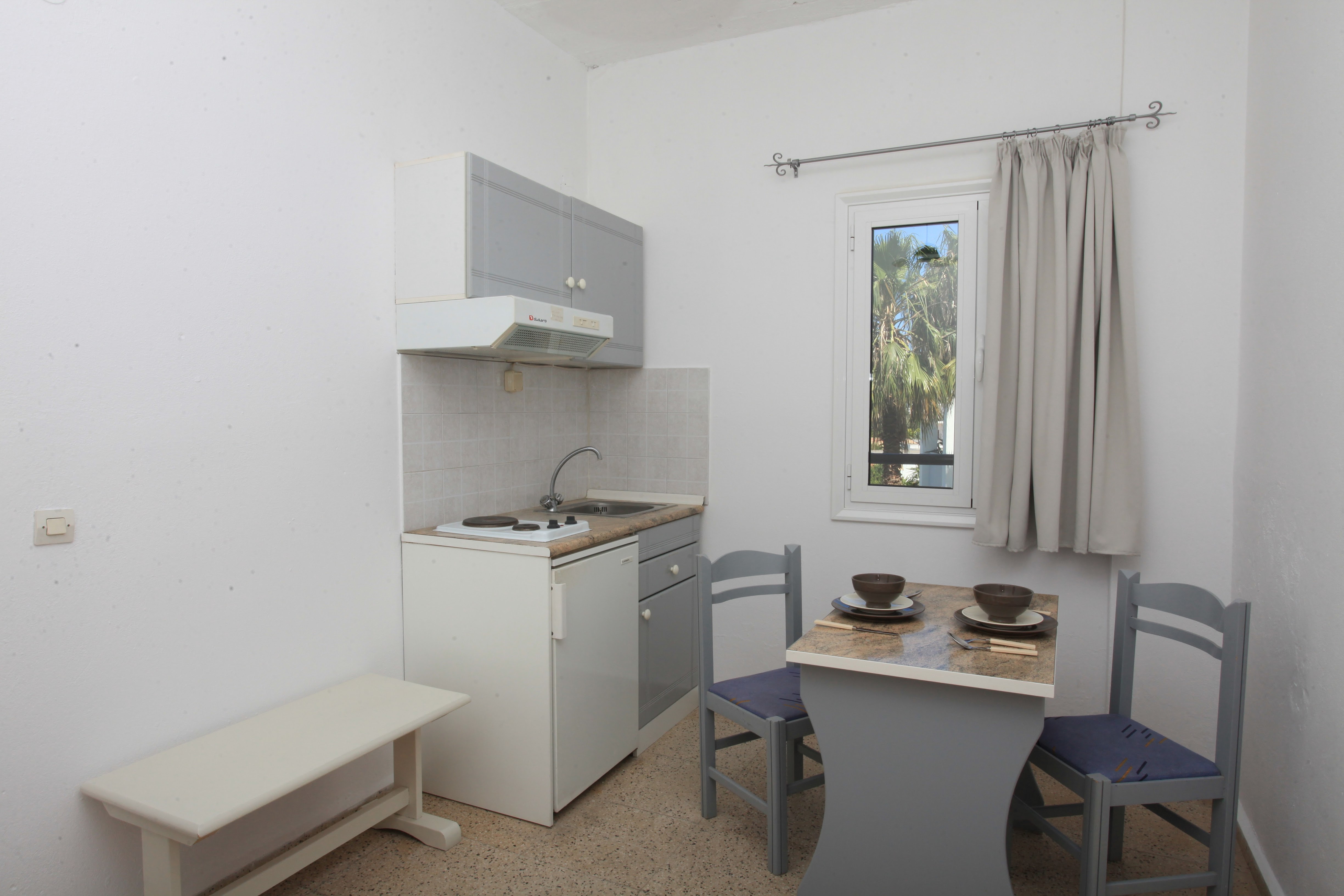 Iraklis Apartments
