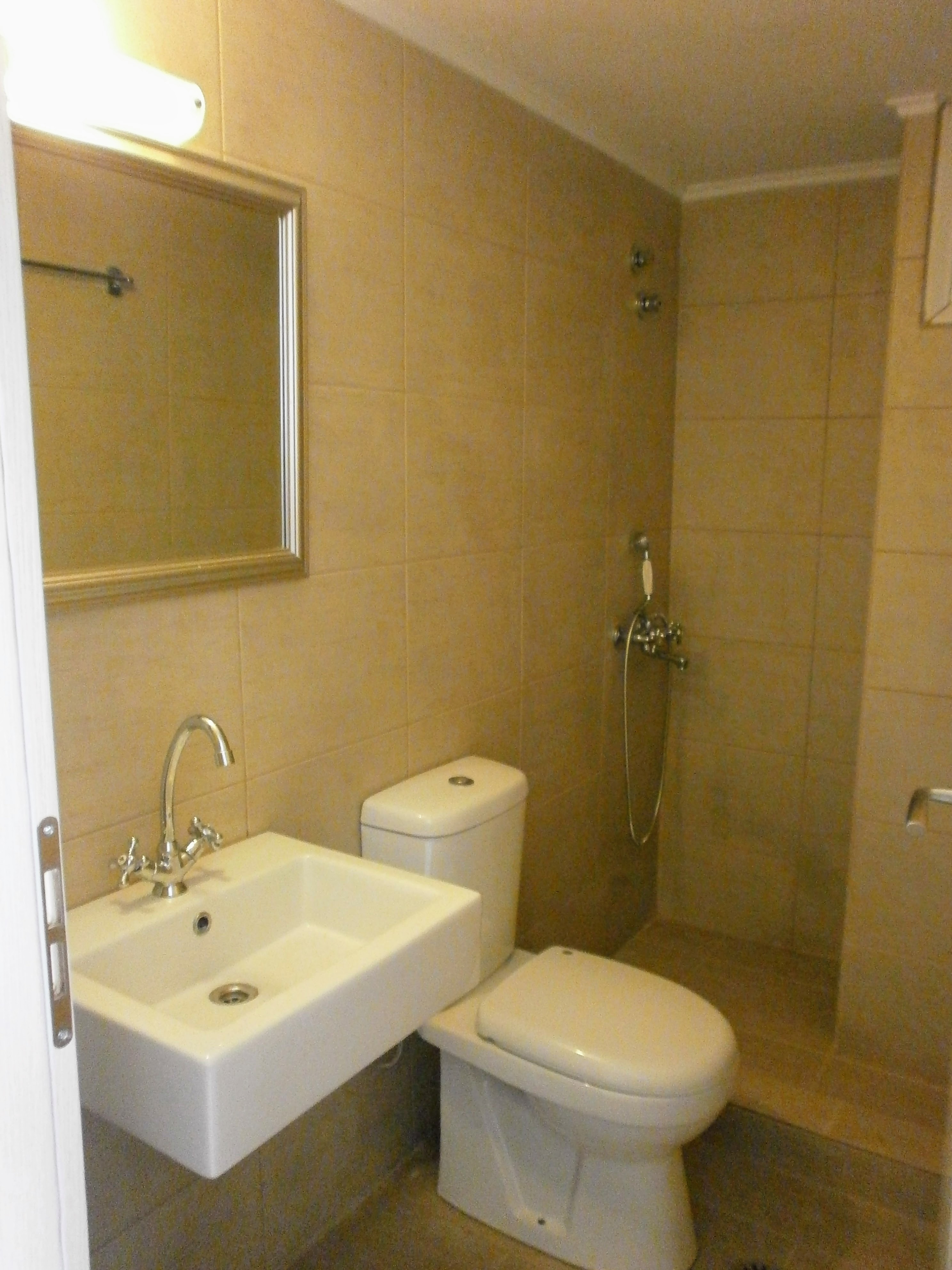 Iraklis Apartments