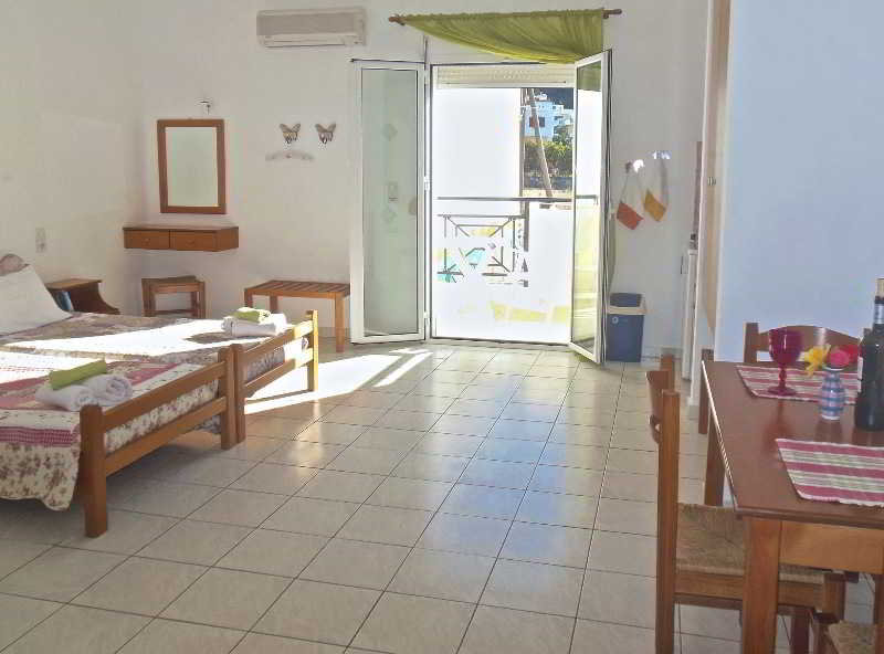 Irilena Apartments