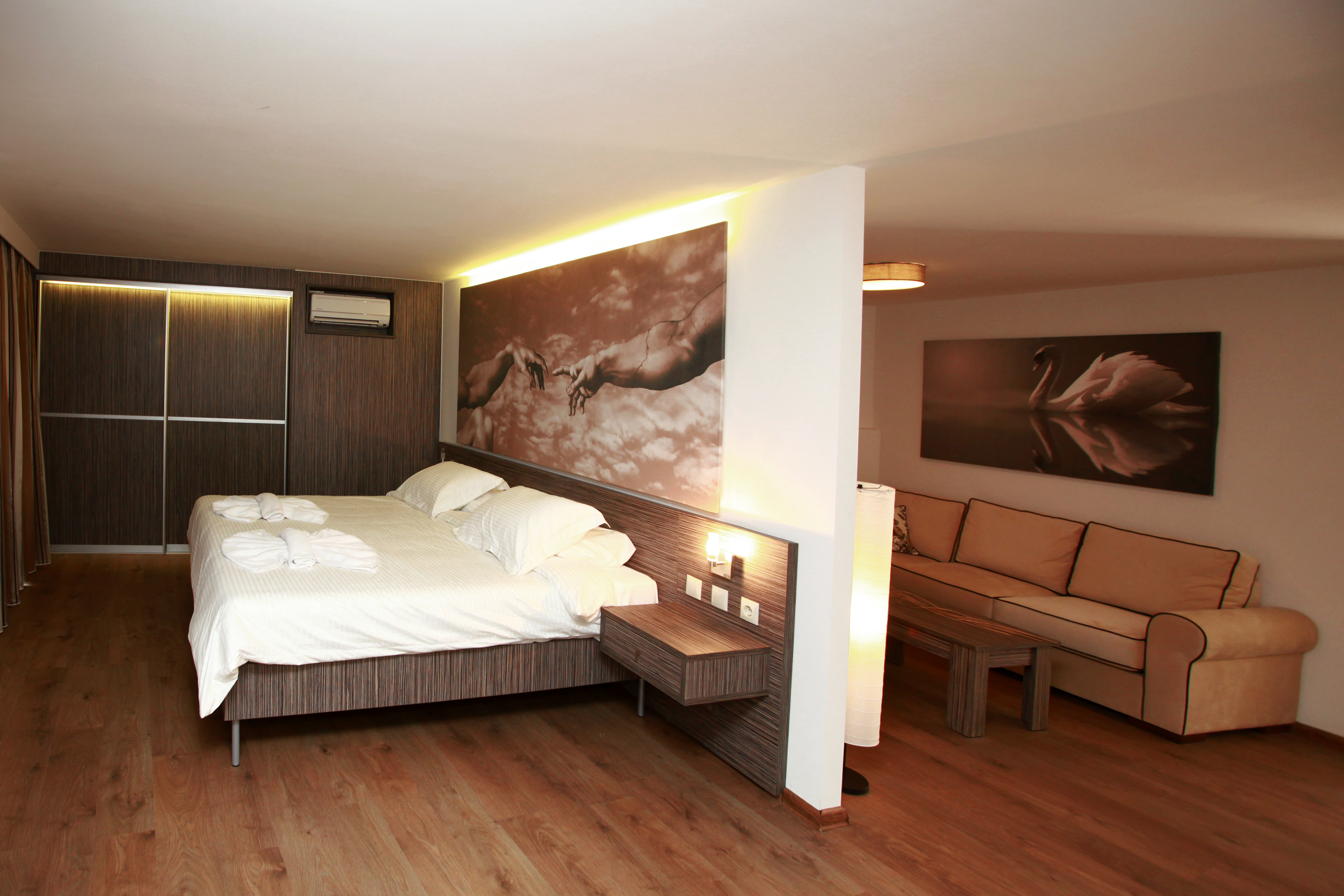Katrin Suites