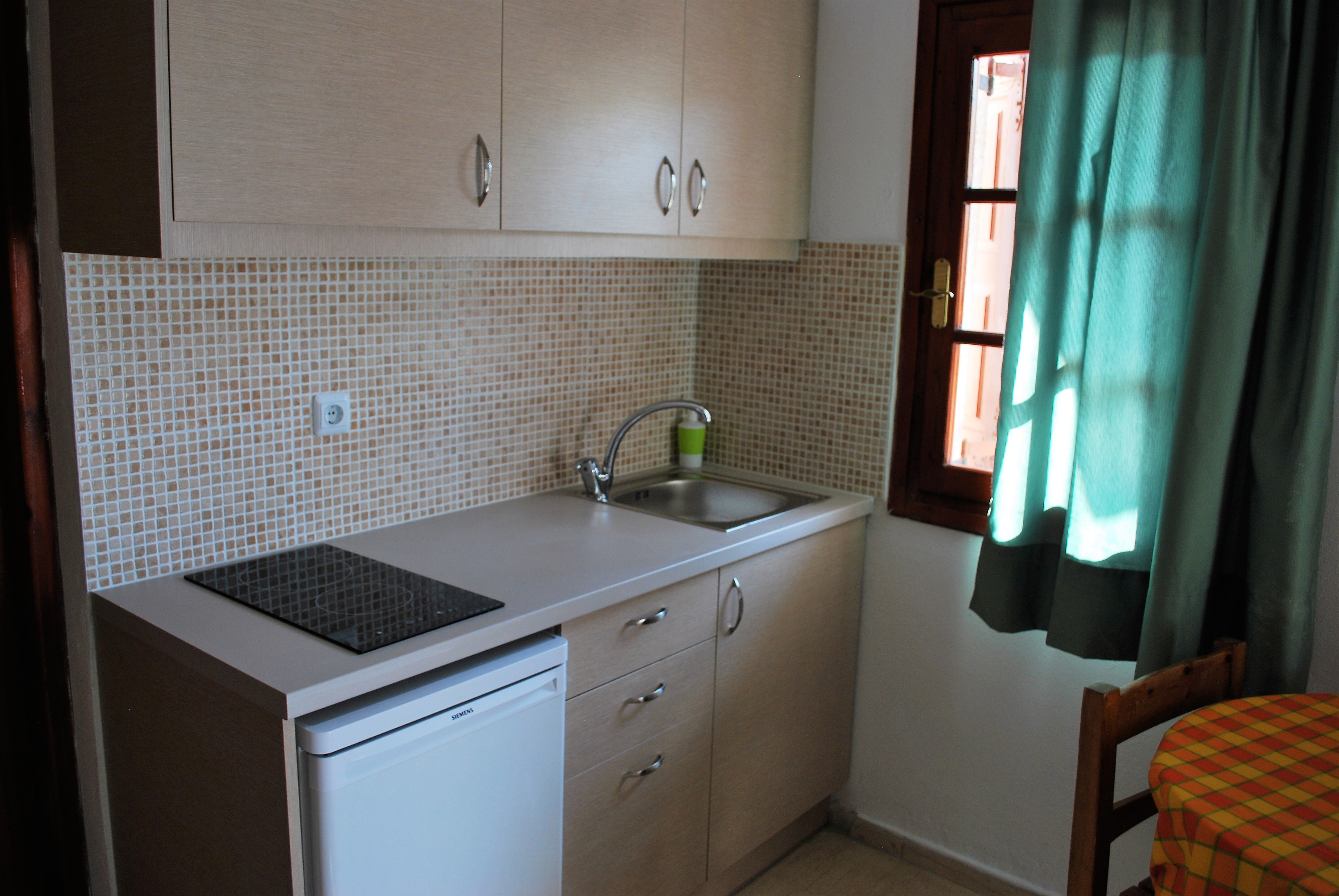 Koula Studios & Apartments