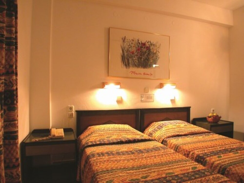 Minois Boutique Hotel