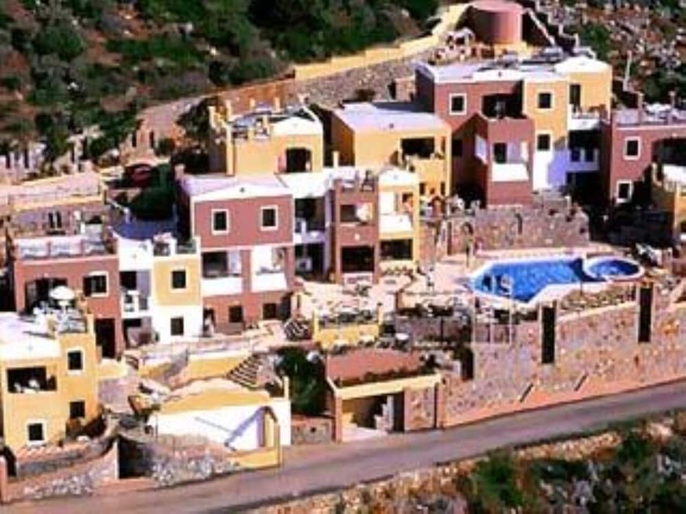 Minois Boutique Hotel