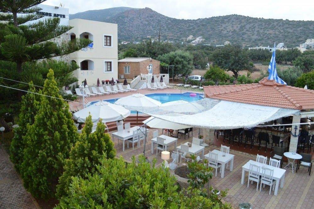 Nikos Apartments