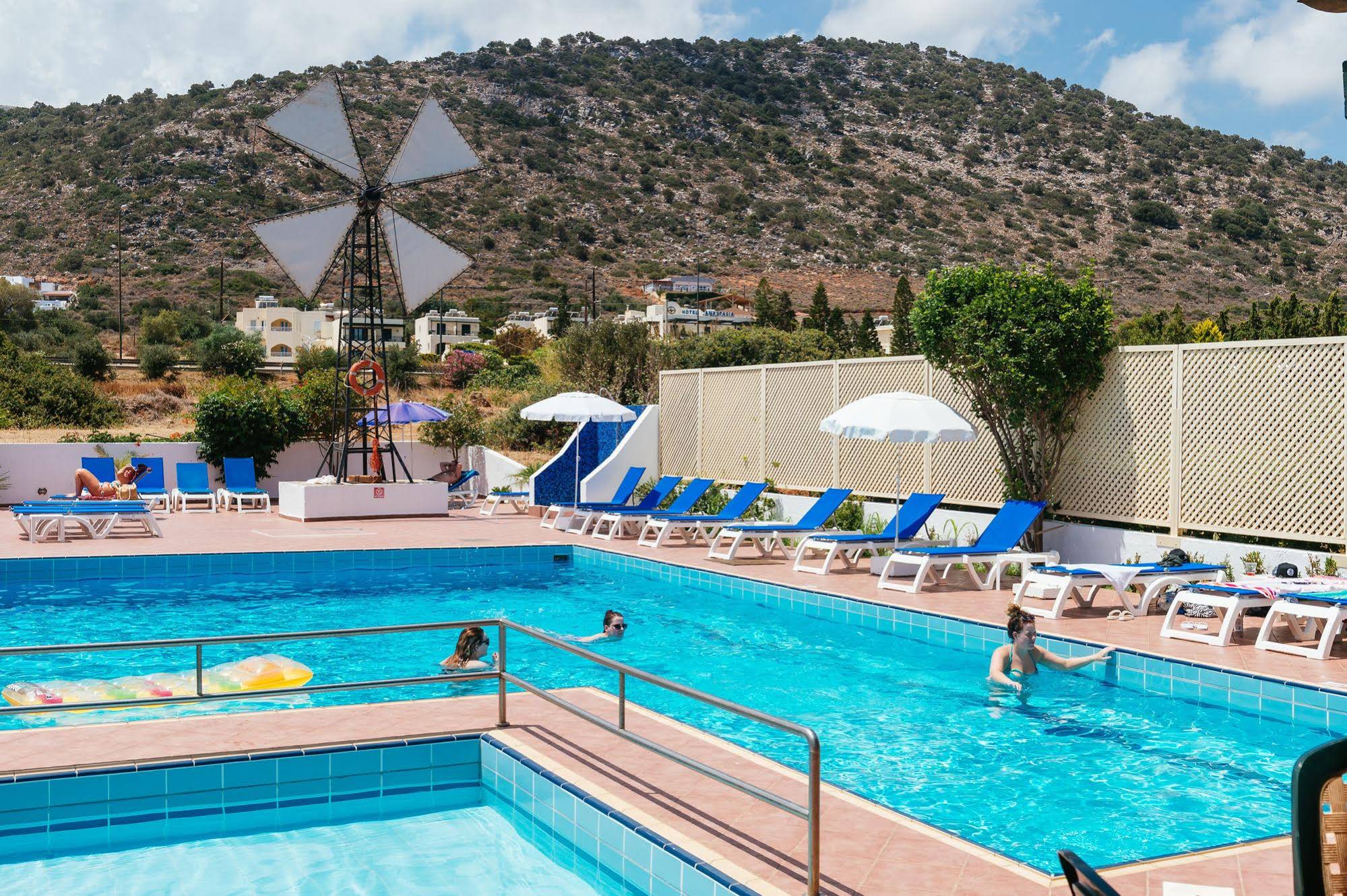 Paradise Hotel Apartments
