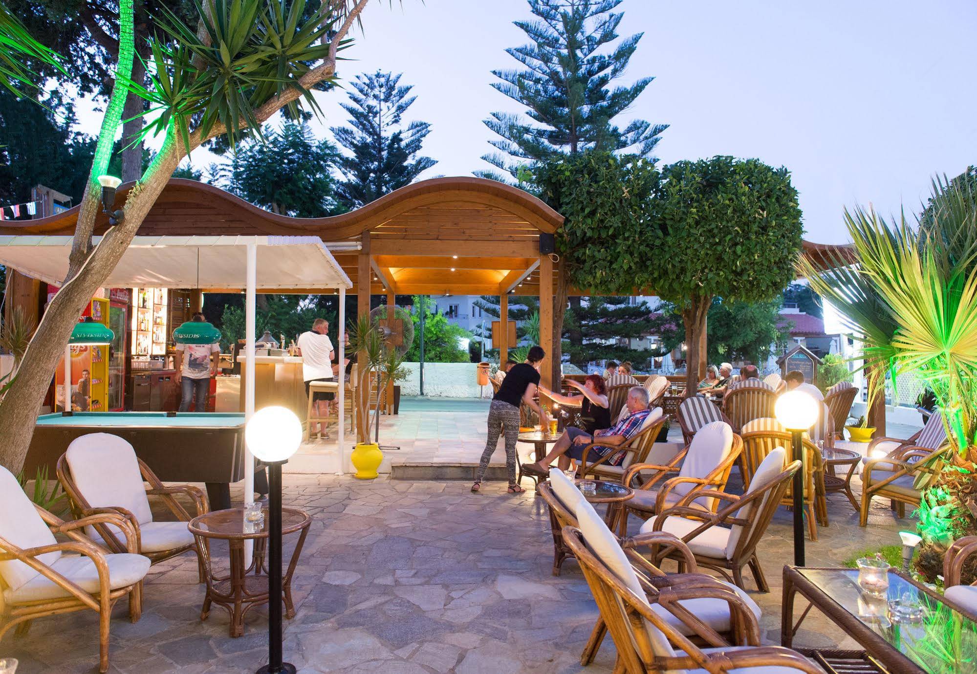 Paradise Hotel Apartments