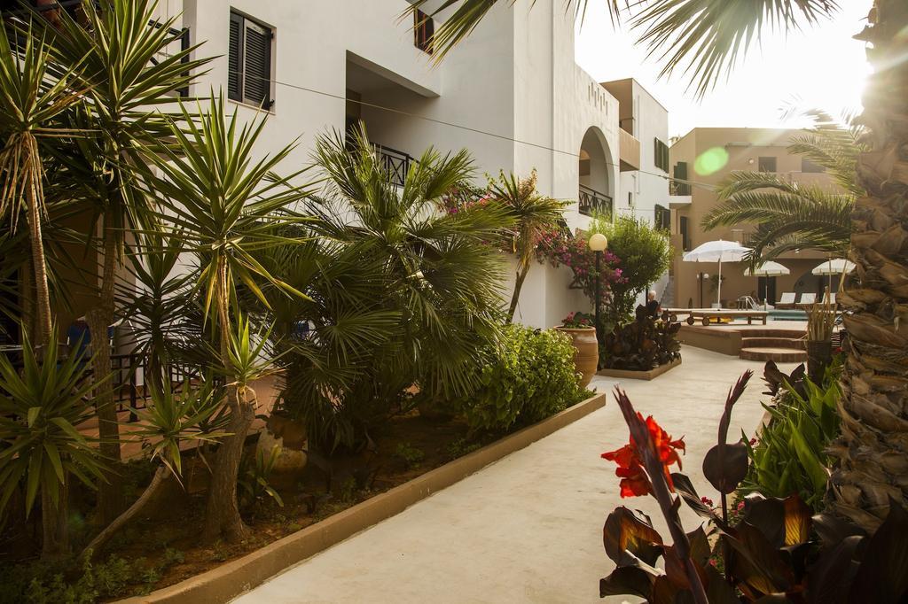 Nami Hotel & Suites