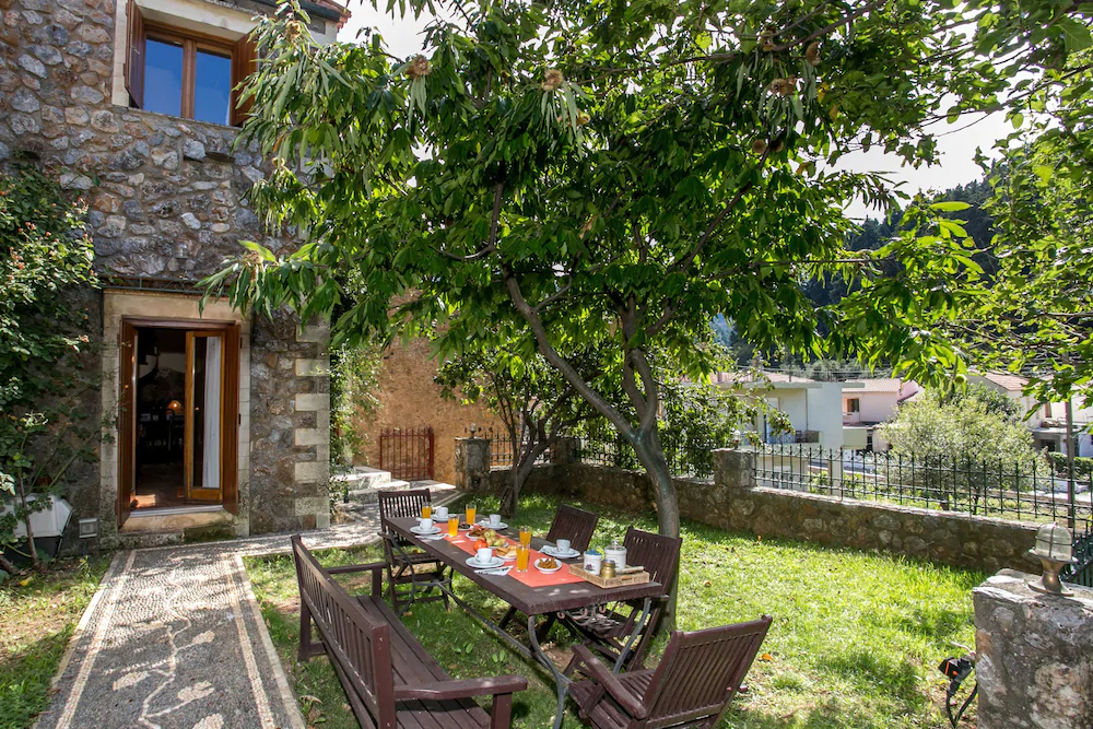 Ifigenia Theriso Village
