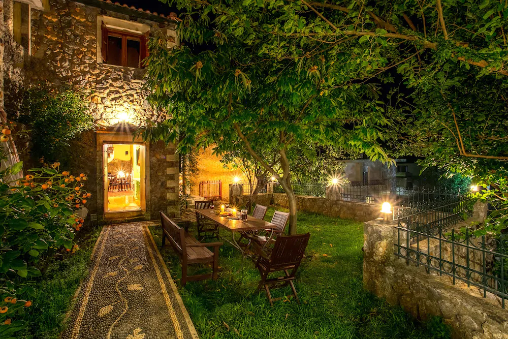 Ifigenia Theriso Village