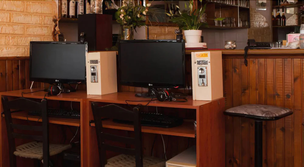 Inatos Studios & Apartments