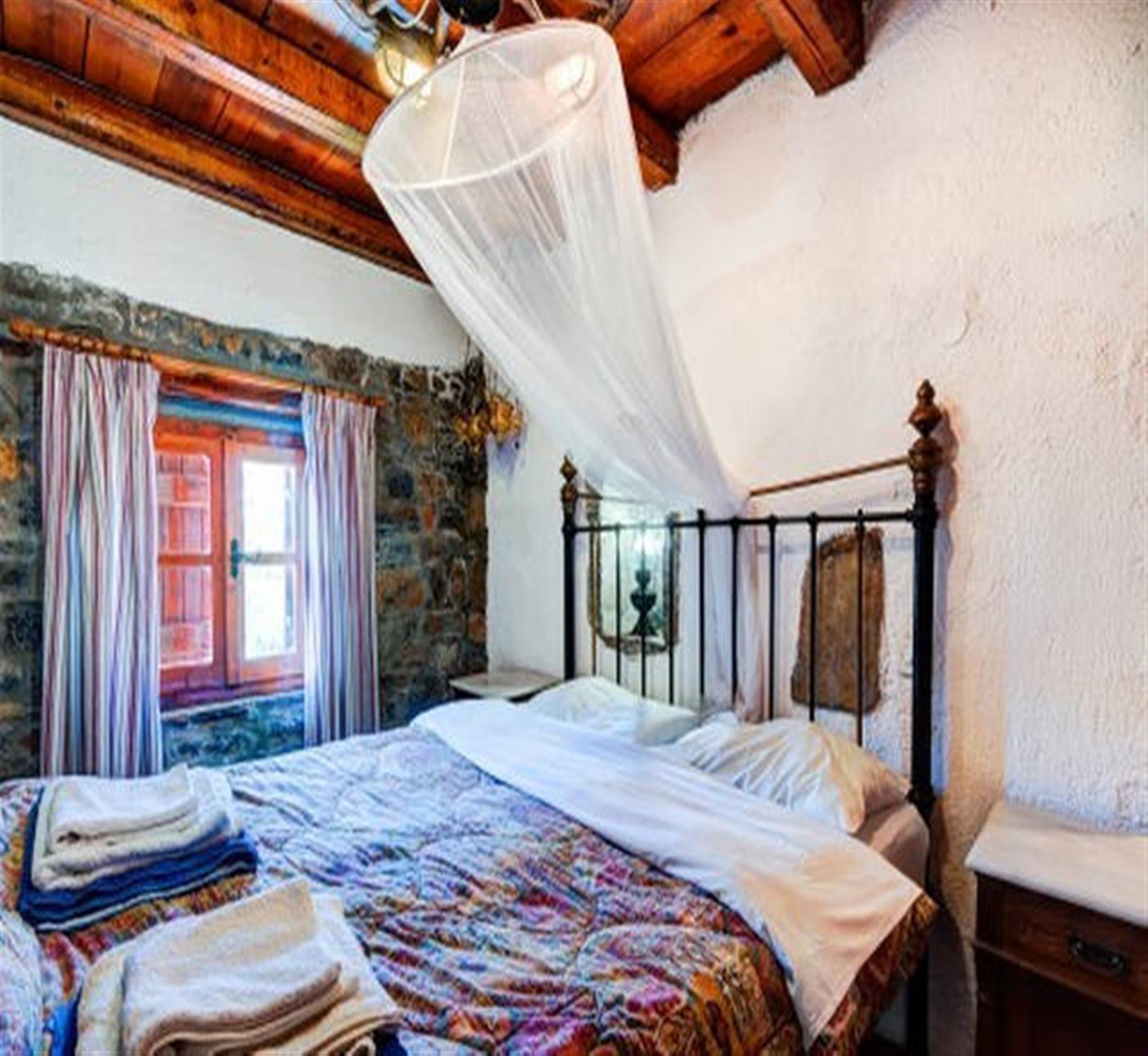 The Traditional Homes of Crete - Almond Tree Villas