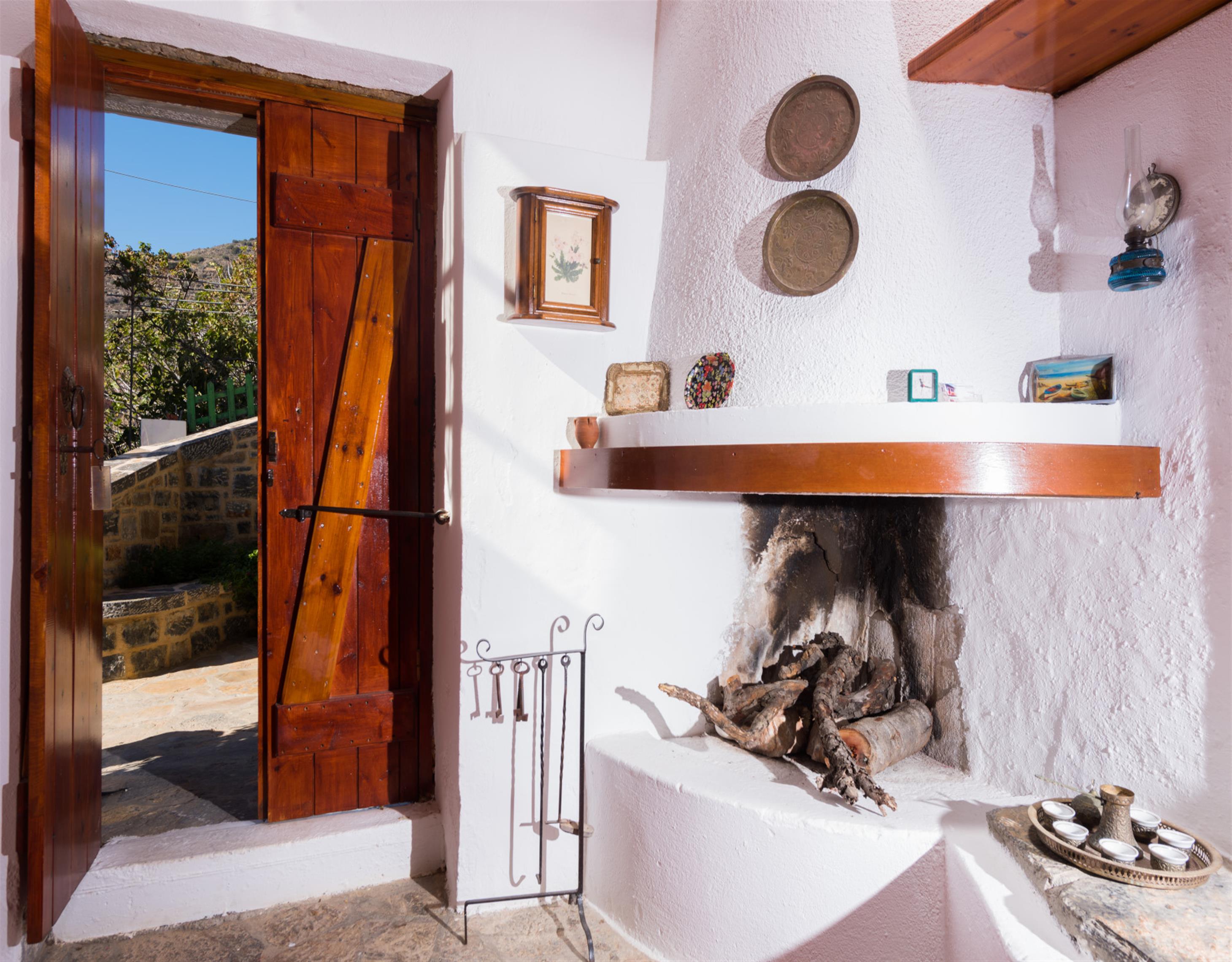 The Traditional Homes of Crete - Almond Tree Villas