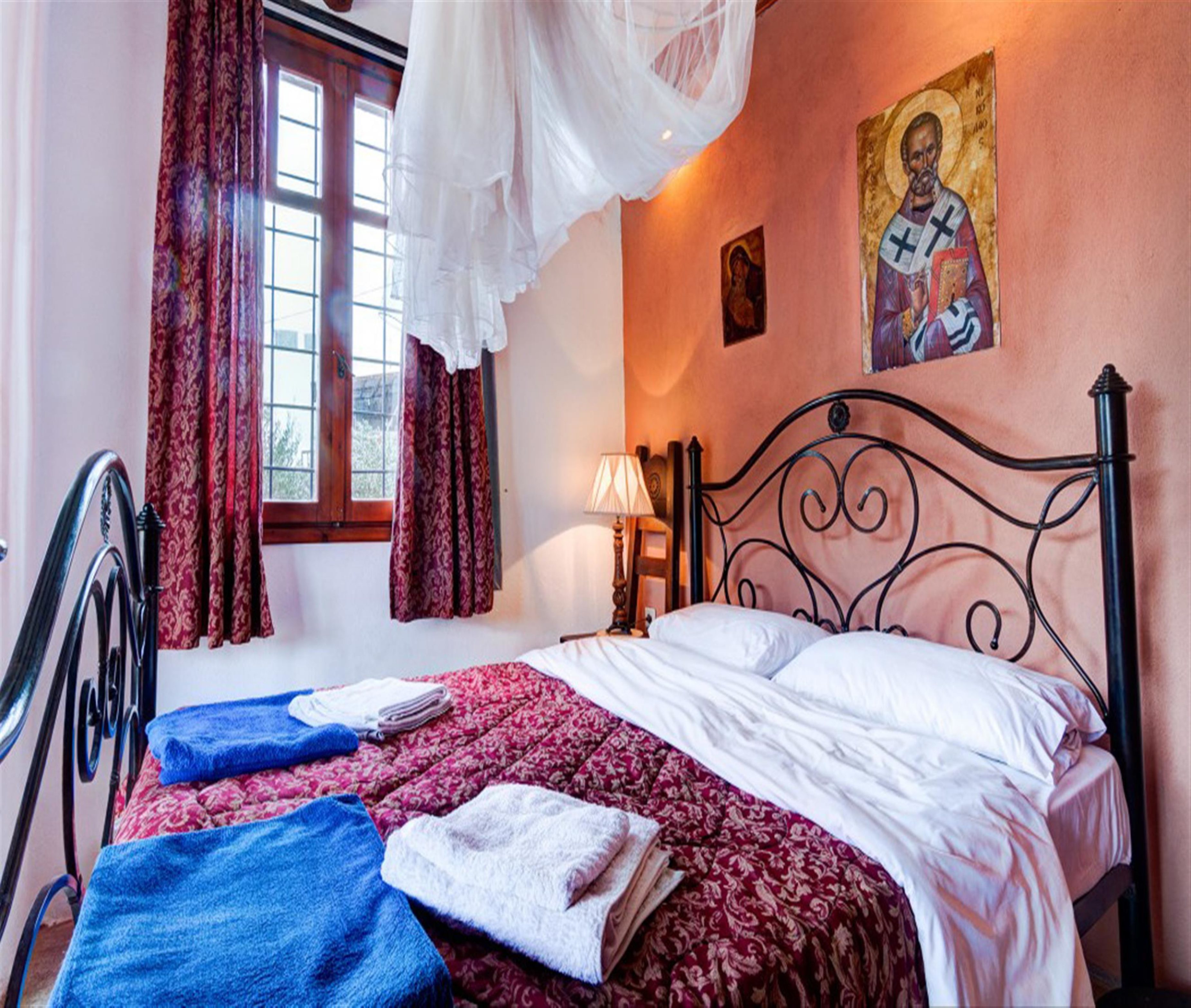 The Traditional Homes of Crete - Almond Tree Villas