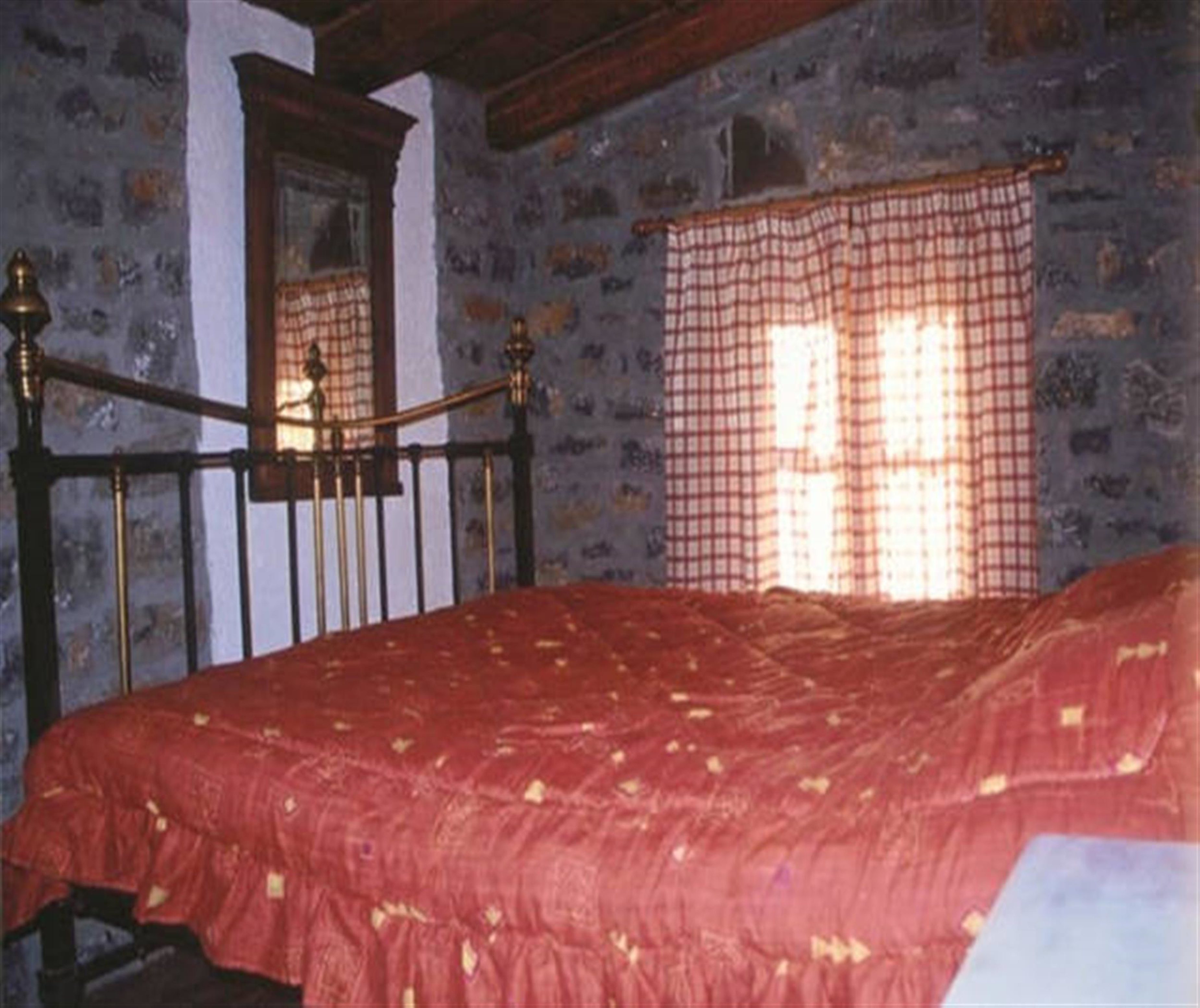 The Traditional Homes of Crete - Almond Tree Villas