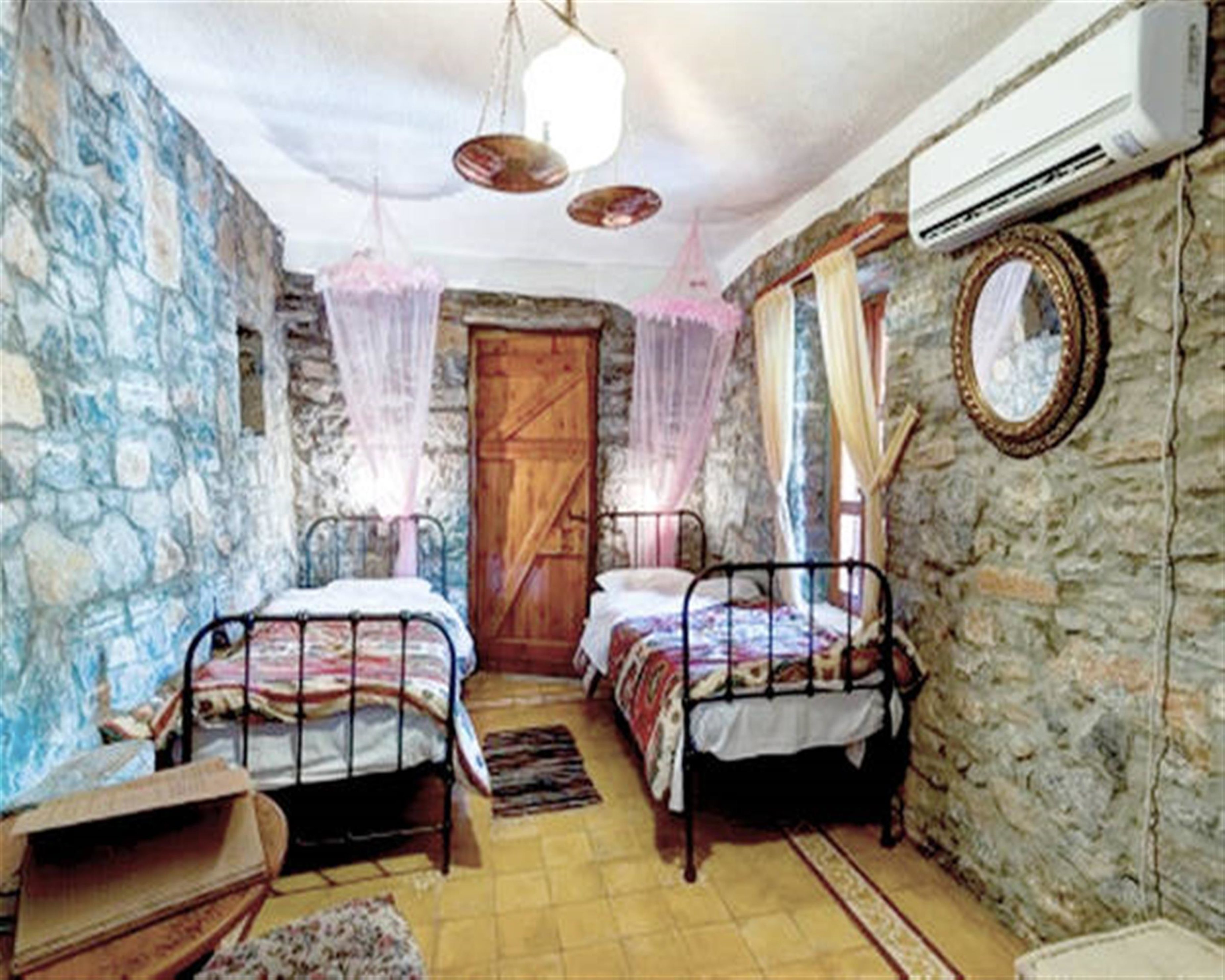 The Traditional Homes of Crete - Almond Tree Villas