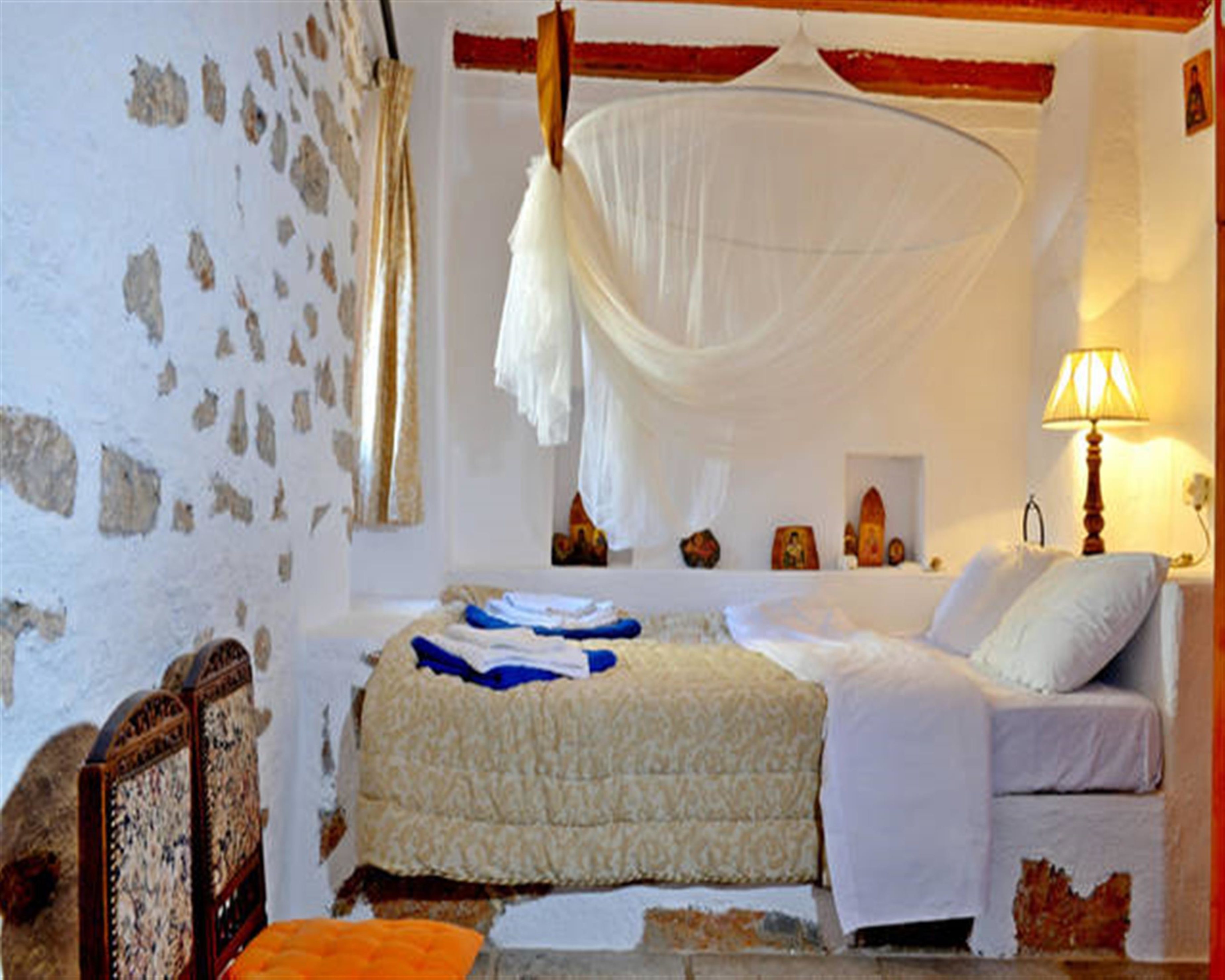 The Traditional Homes of Crete - Almond Tree Villas