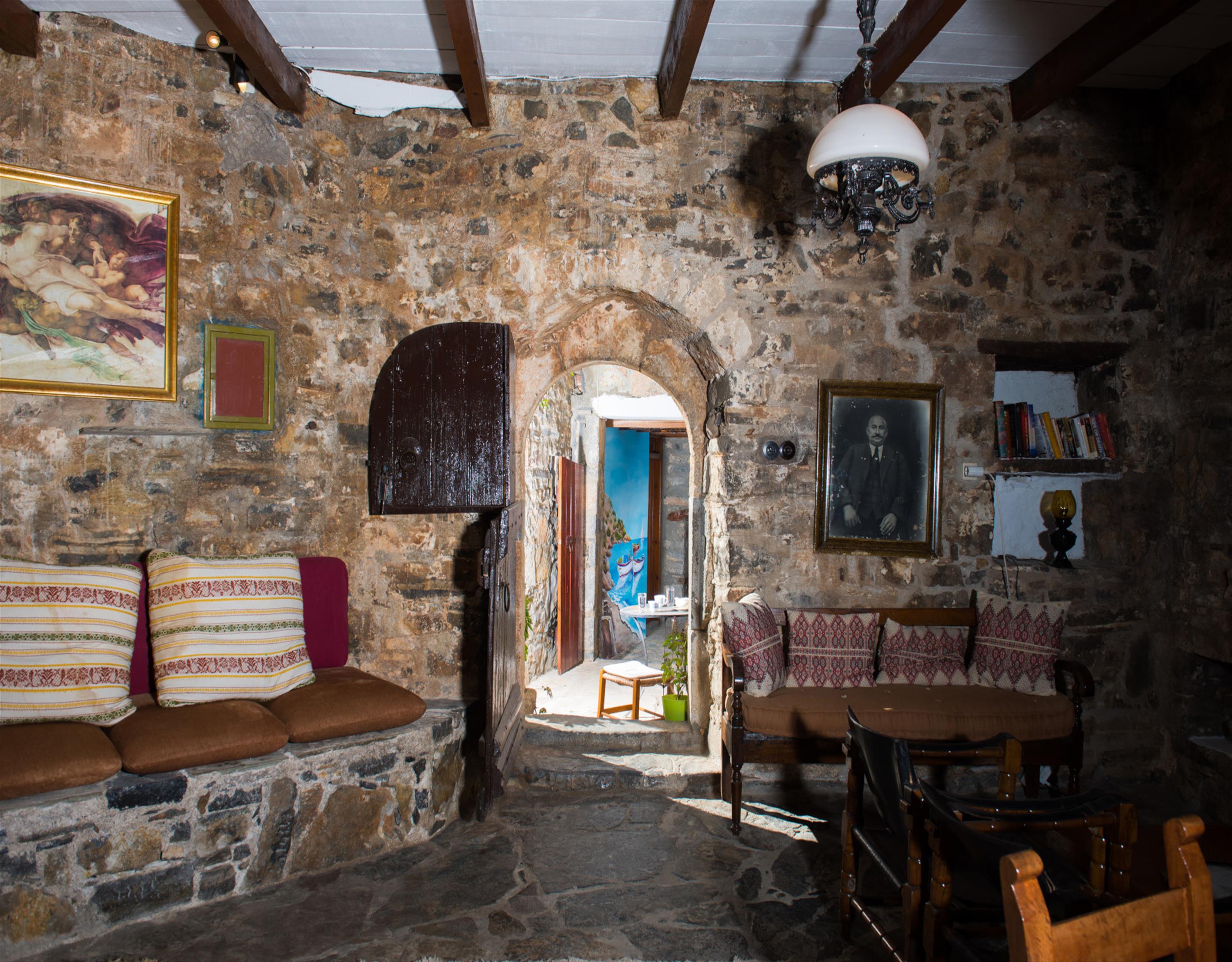 The Traditional Homes of Crete - Almond Tree Villas