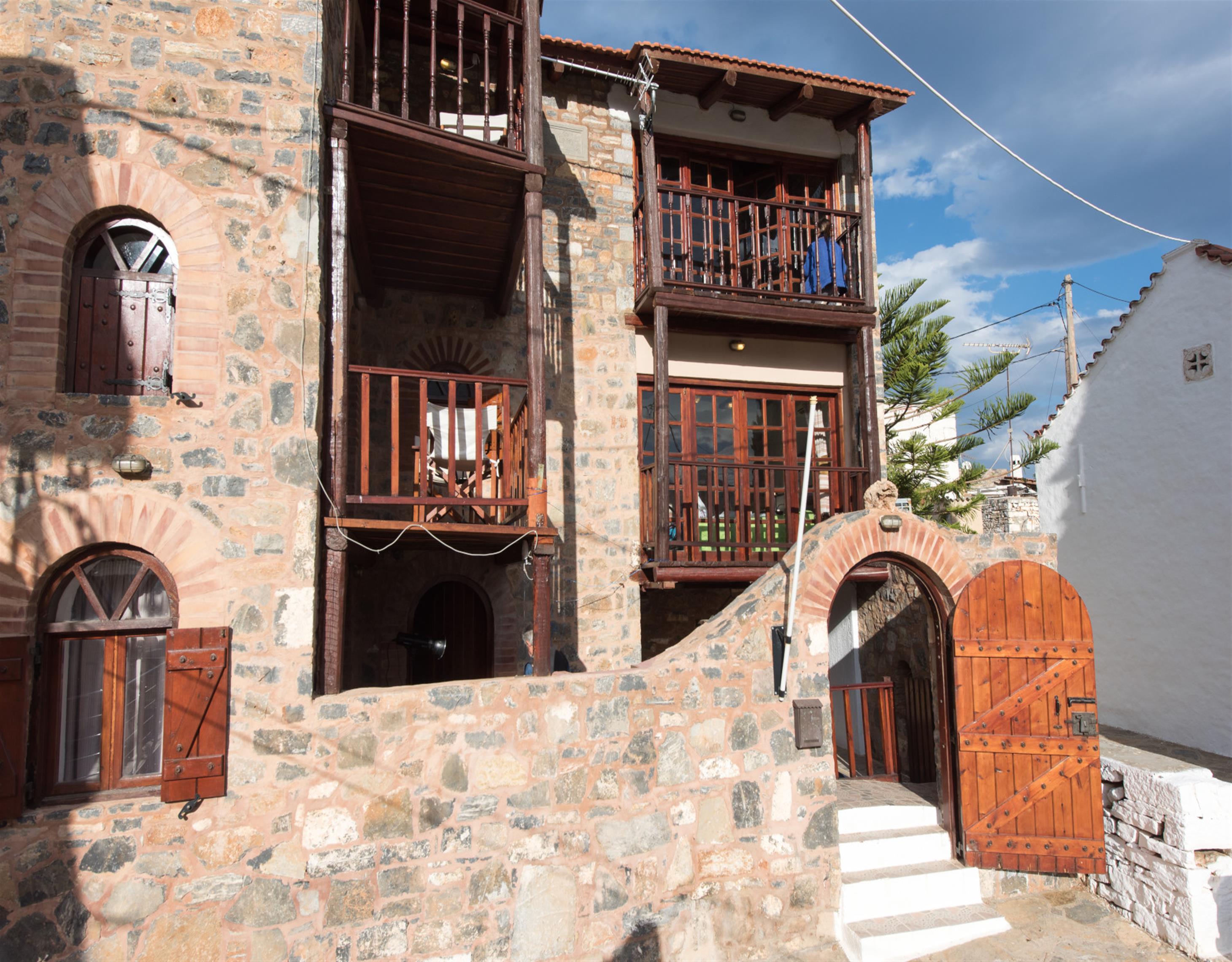 The Traditional Homes of Crete - Almond Tree Villas