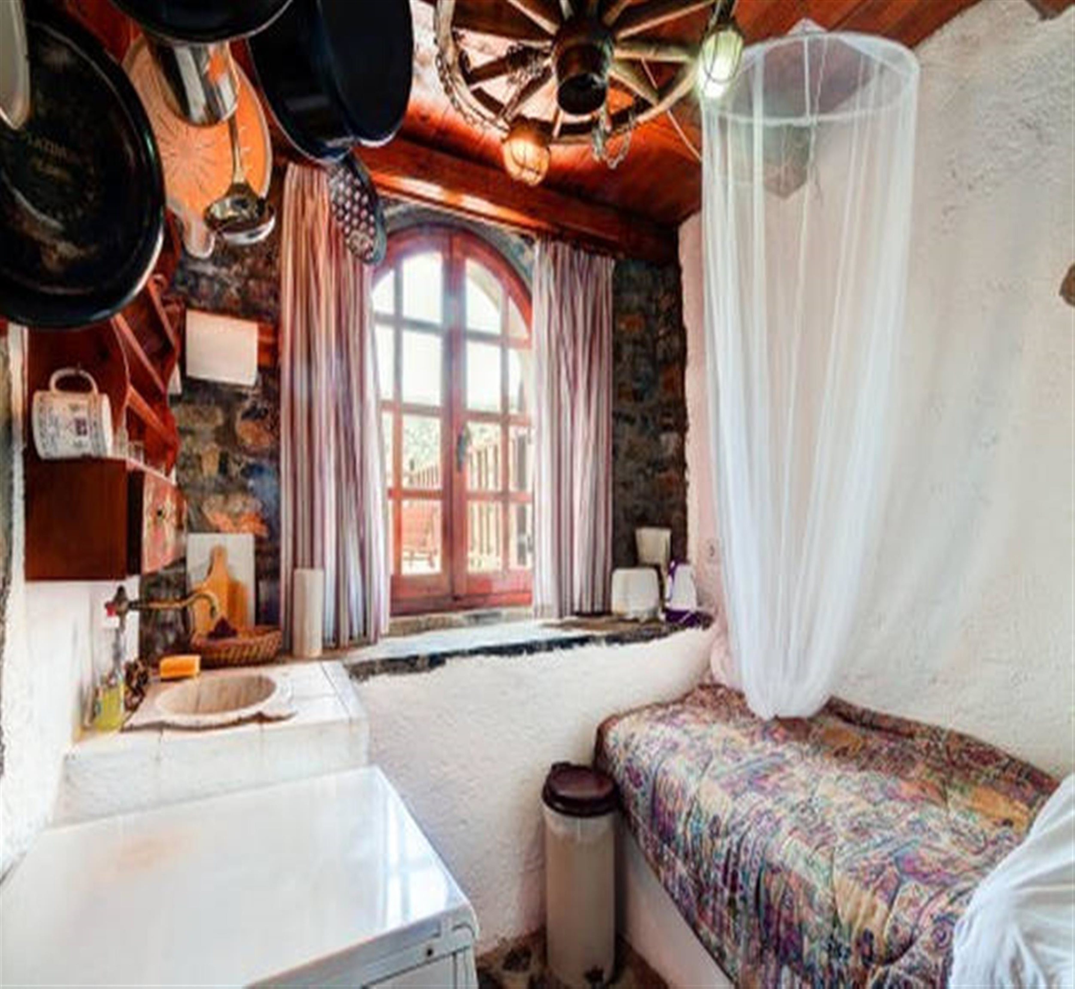 The Traditional Homes of Crete - Almond Tree Villas