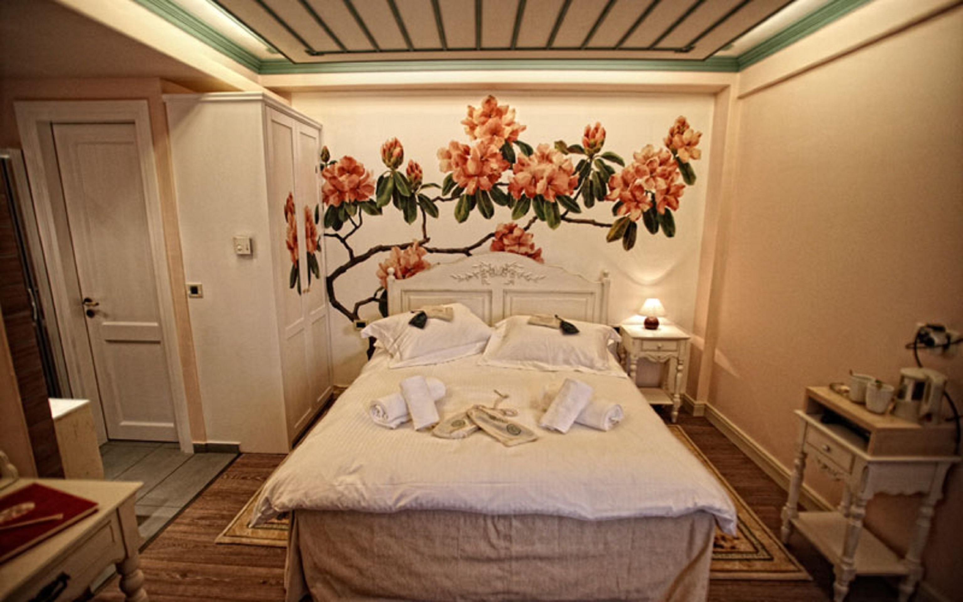 Pirrion Hotel