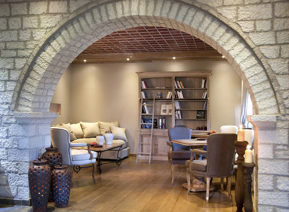 Aberratio Boutique Hotel