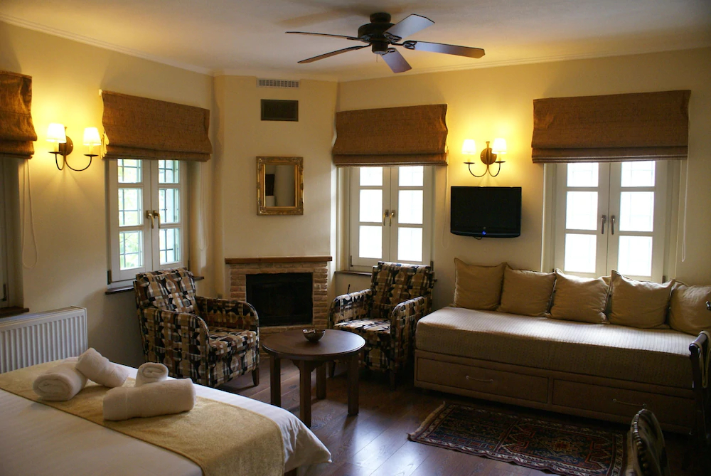 Gamila Rocks Mountain Hotel