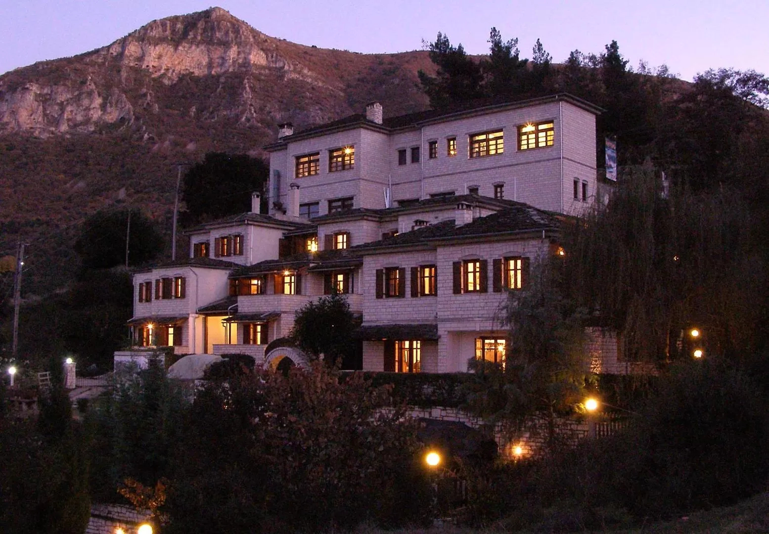 Taxiarxes Hotel