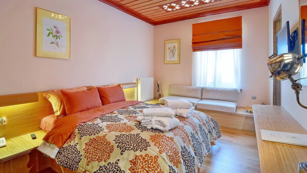 Dilofo Hotel Luxury Suites