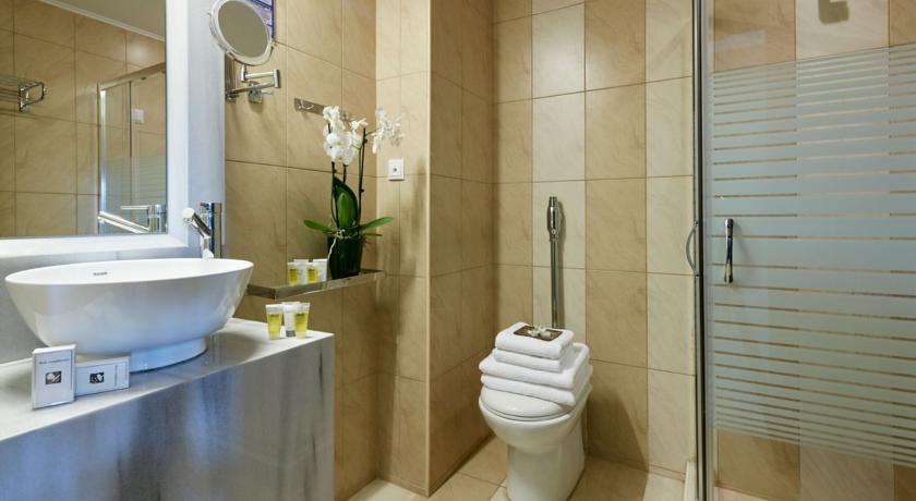 Aar Hotel & Spa