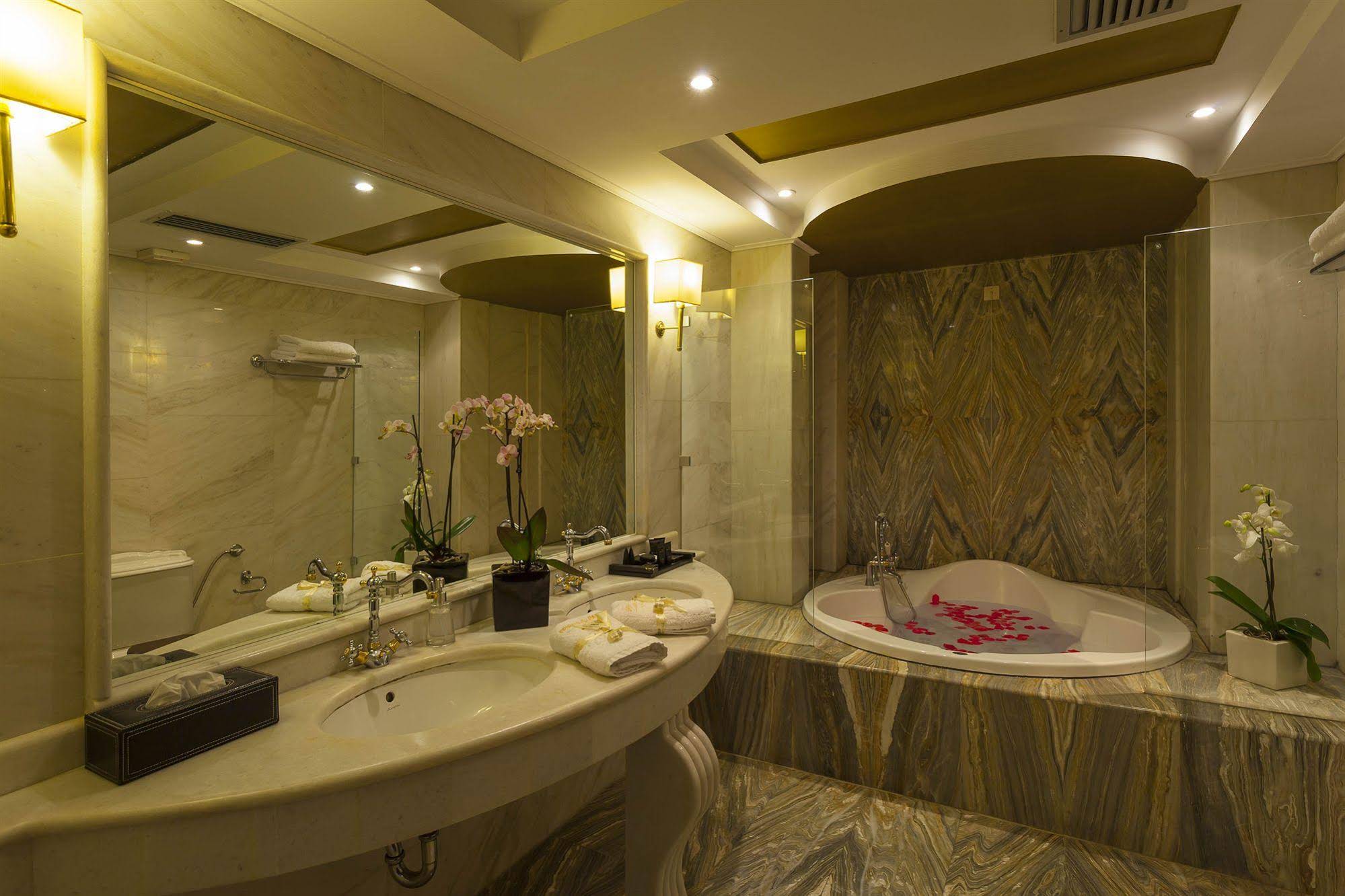 Epirus Palace Hotel & Conference Center