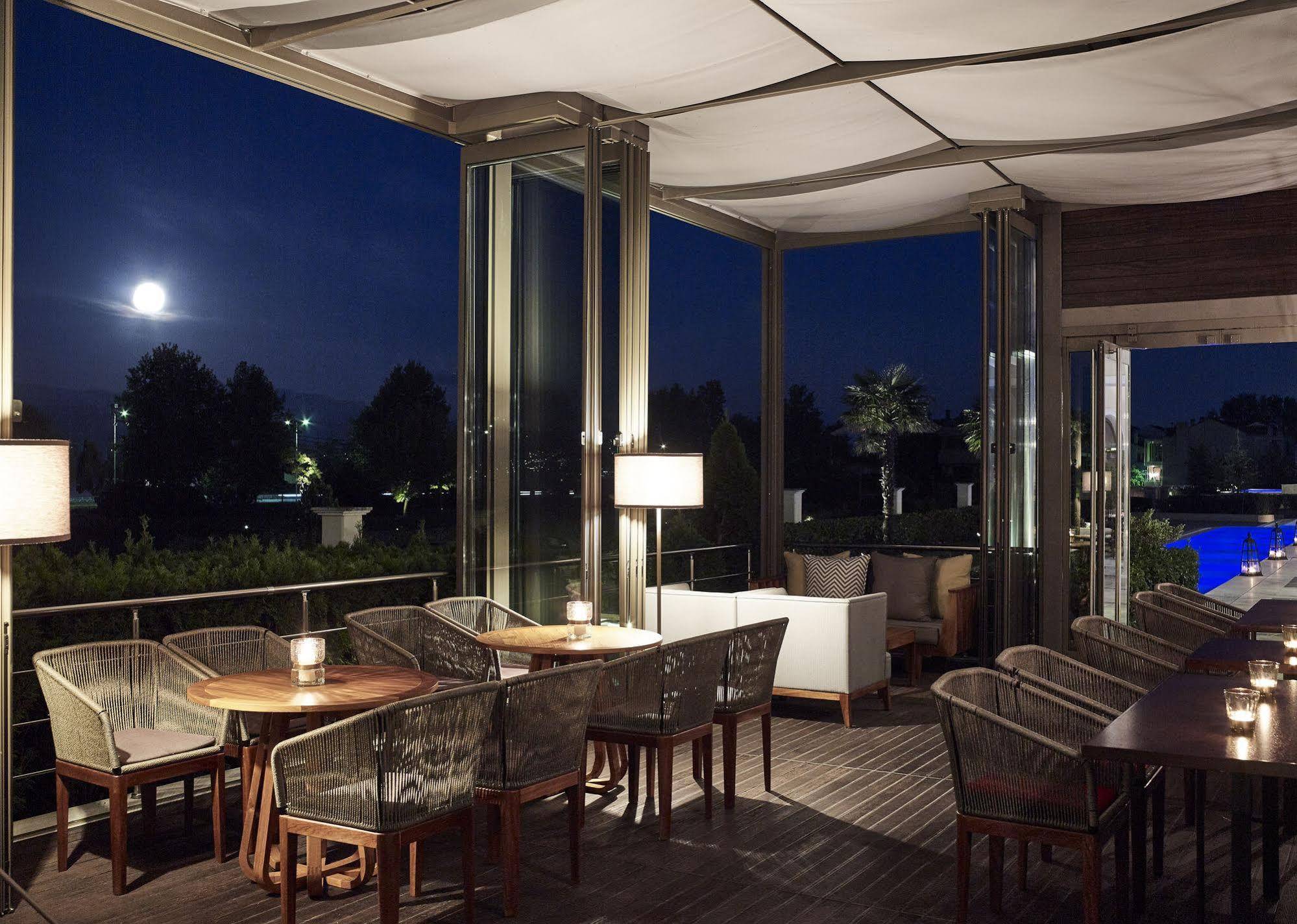 Hotel du Lac Congress Center & Spa