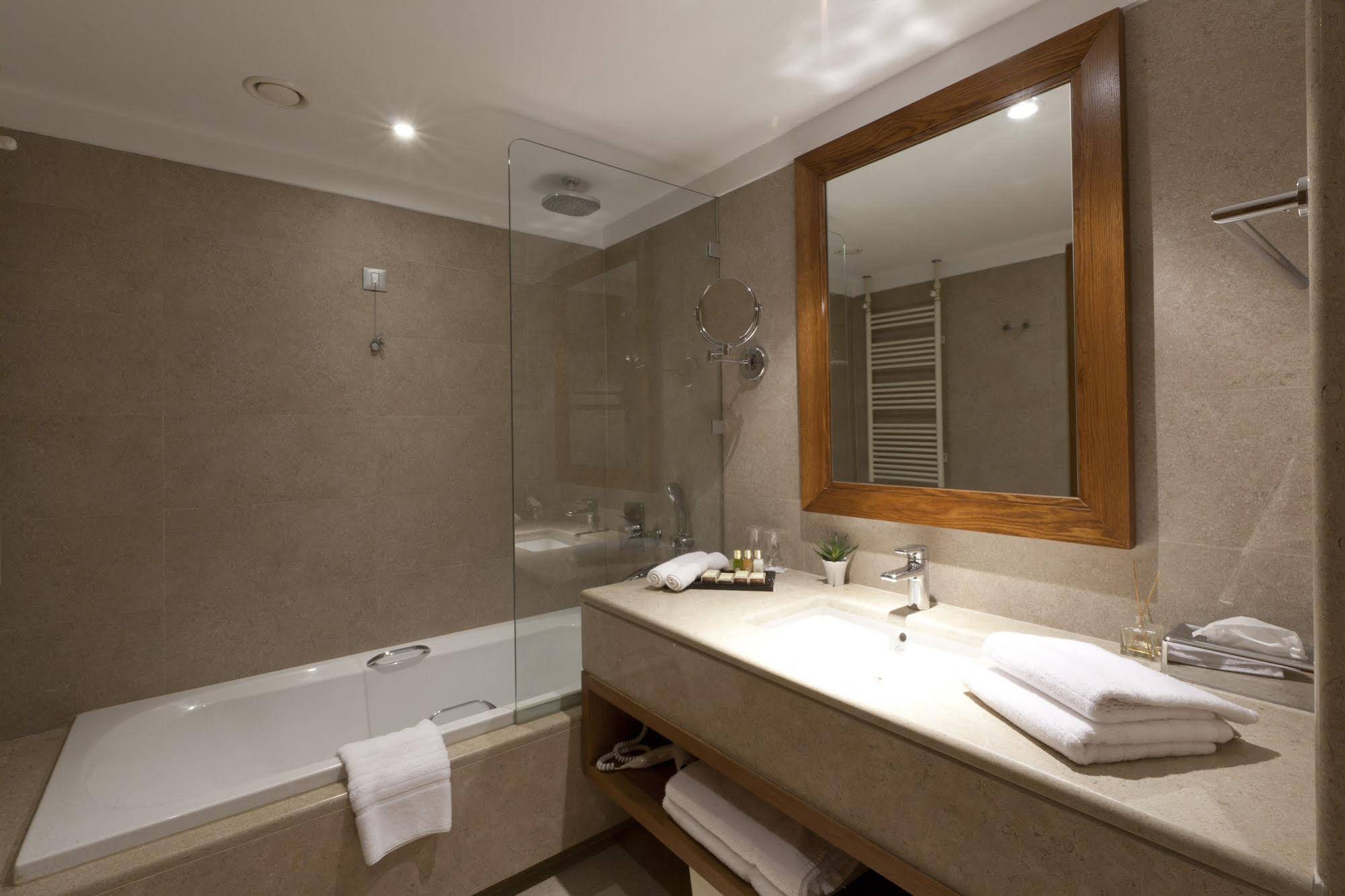 Hotel du Lac Congress Center & Spa