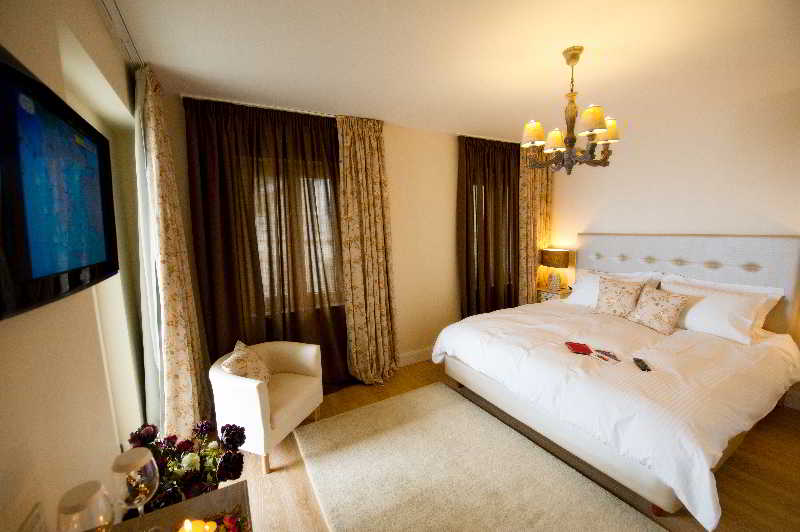 MIR Boutique hotel
