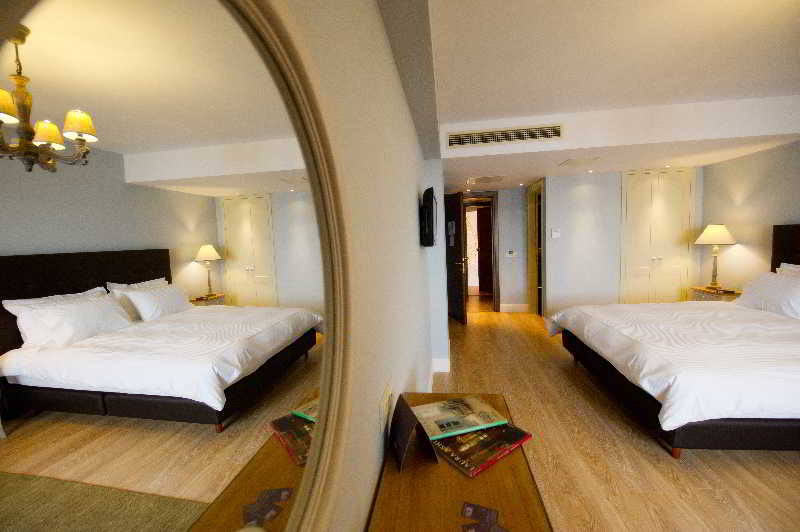 MIR Boutique hotel