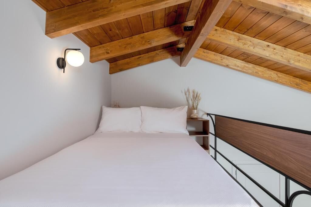 Naiades The Residence Ioannina Castle