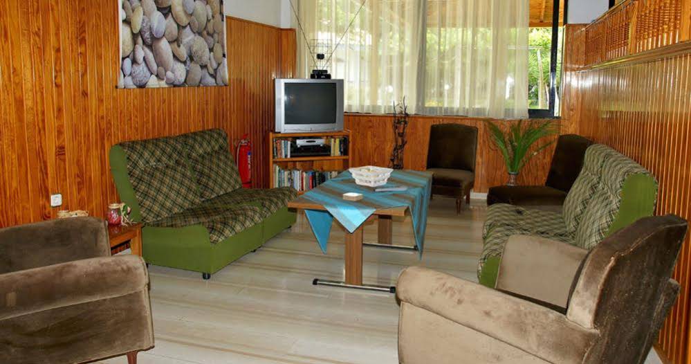 Ninos Grand Beach Resort