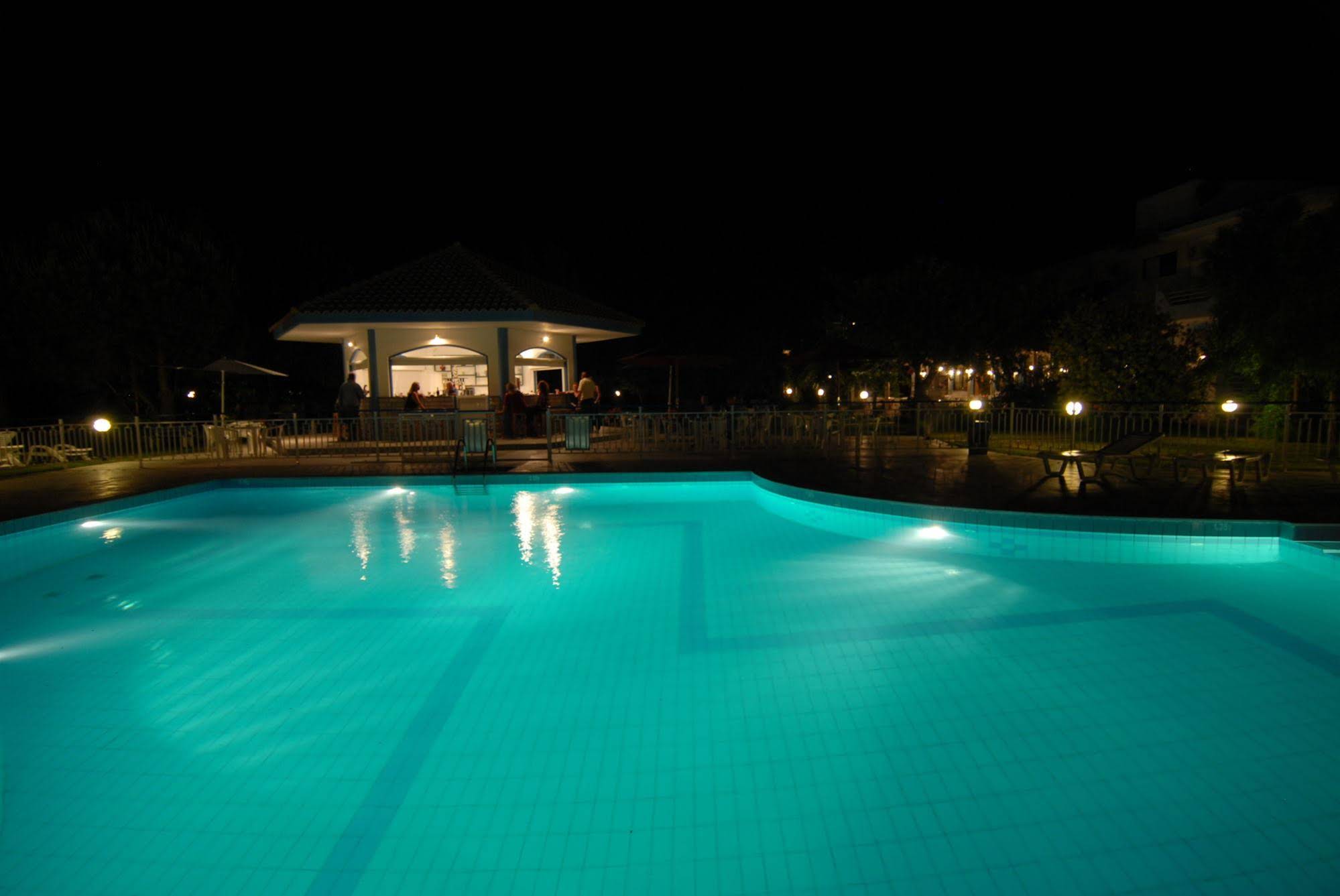 Ninos Grand Beach Resort