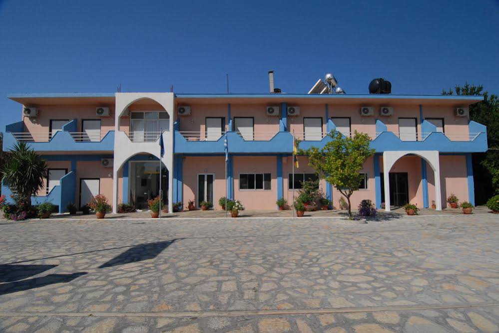 Ninos Grand Beach Resort