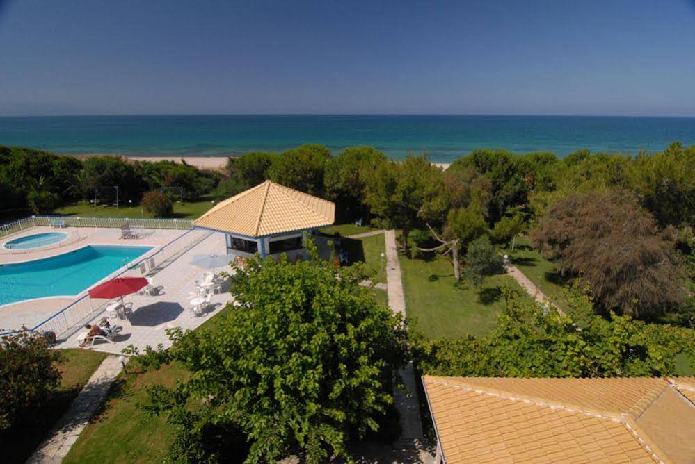 Ninos Grand Beach Resort