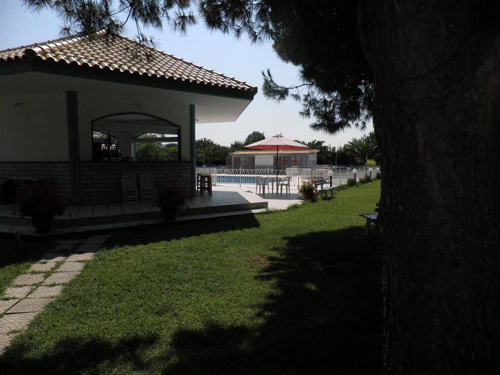 Ninos Grand Beach Resort