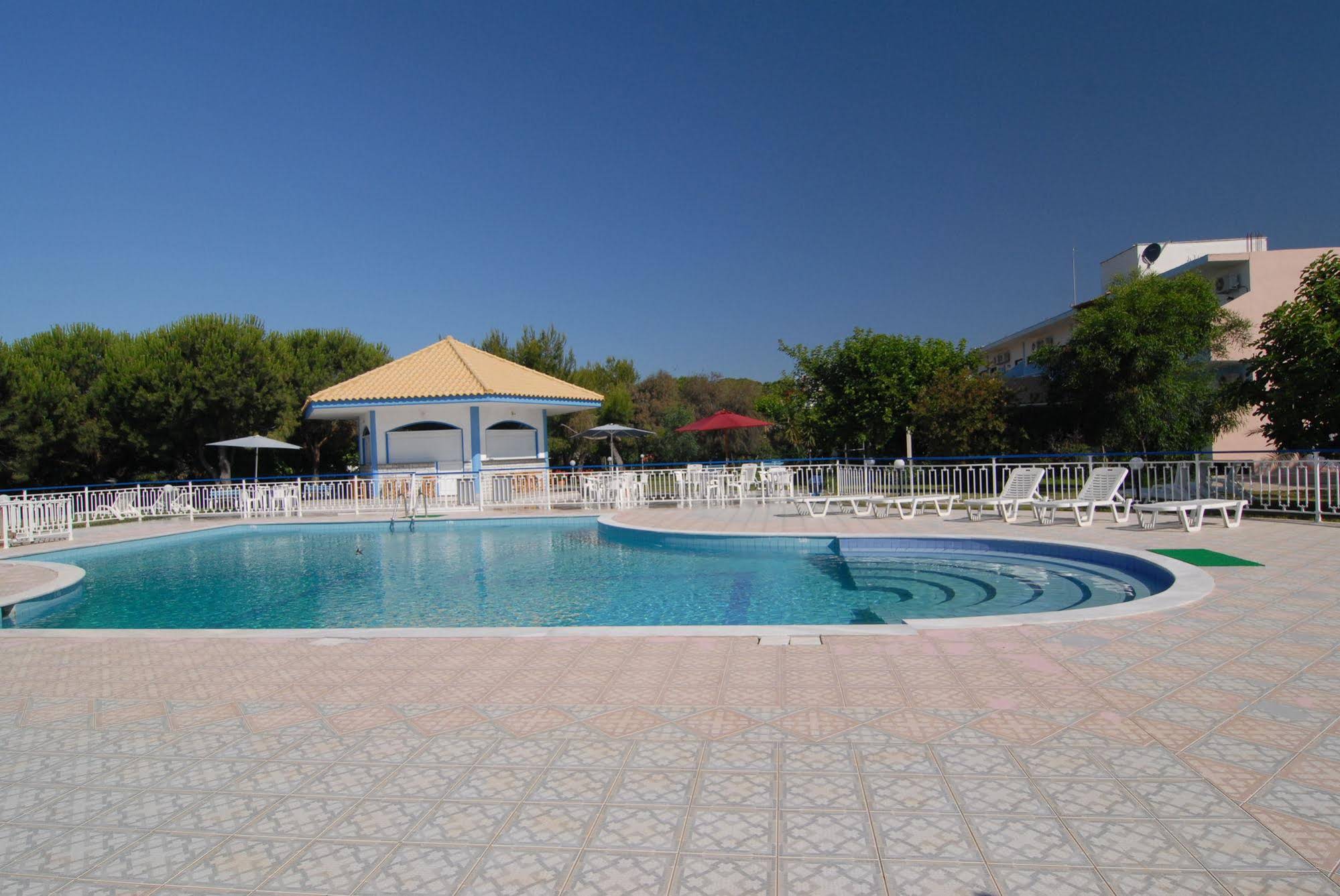 Ninos Grand Beach Resort
