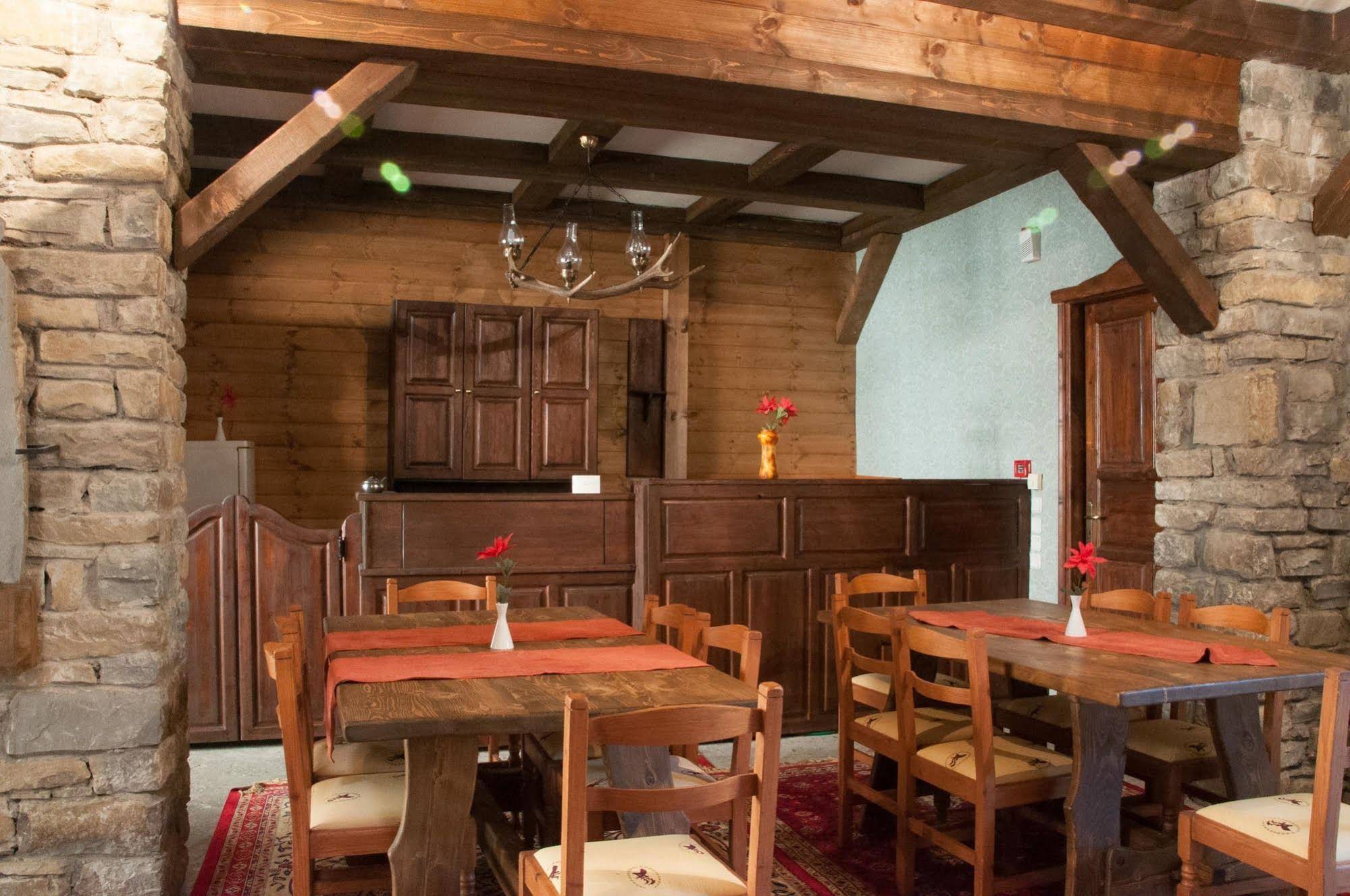 Bourazani Wildlife Resort