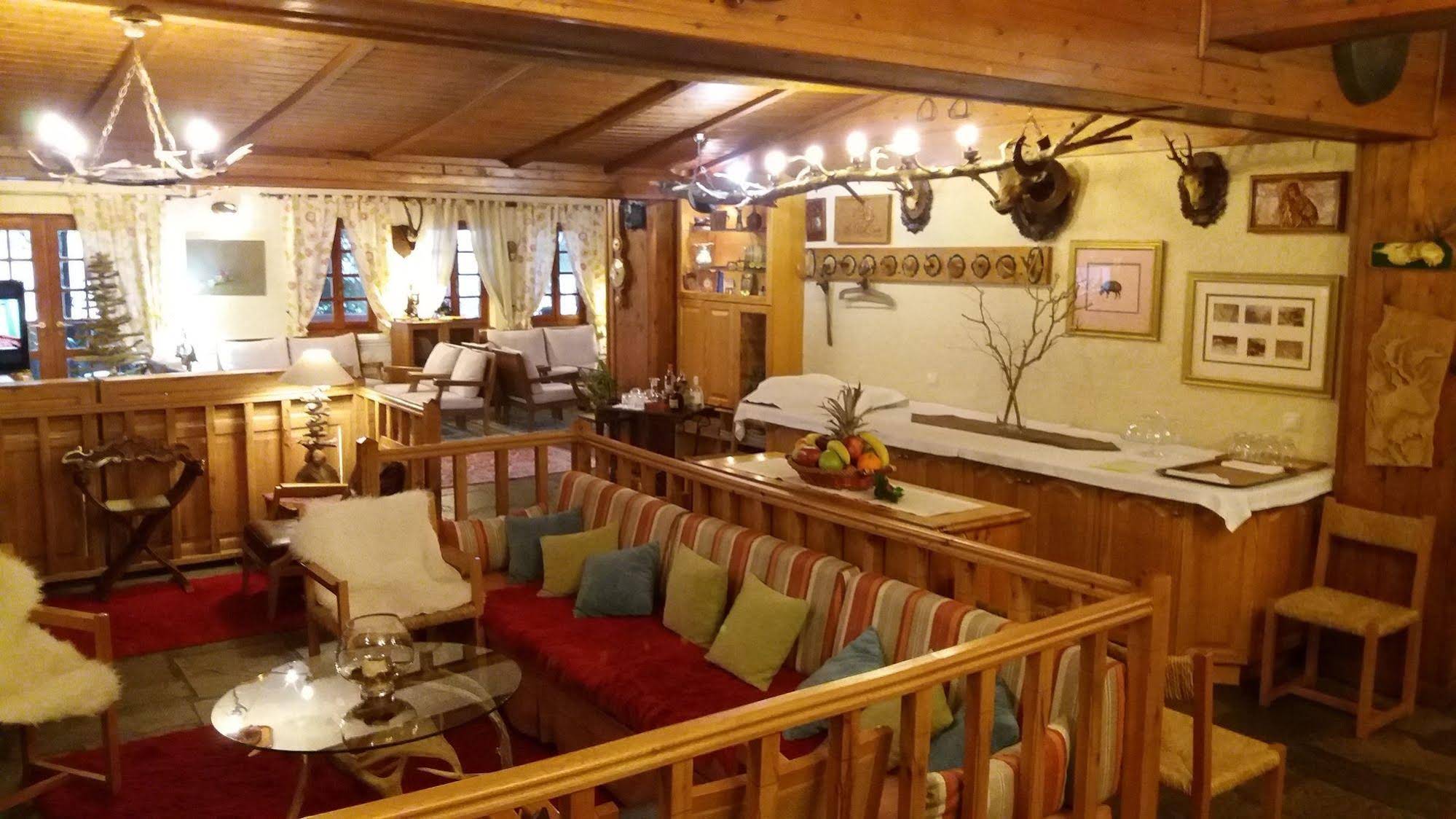 Bourazani Wildlife Resort