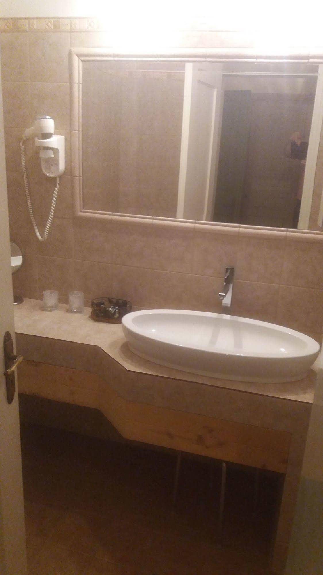 Bourazani Wildlife Resort