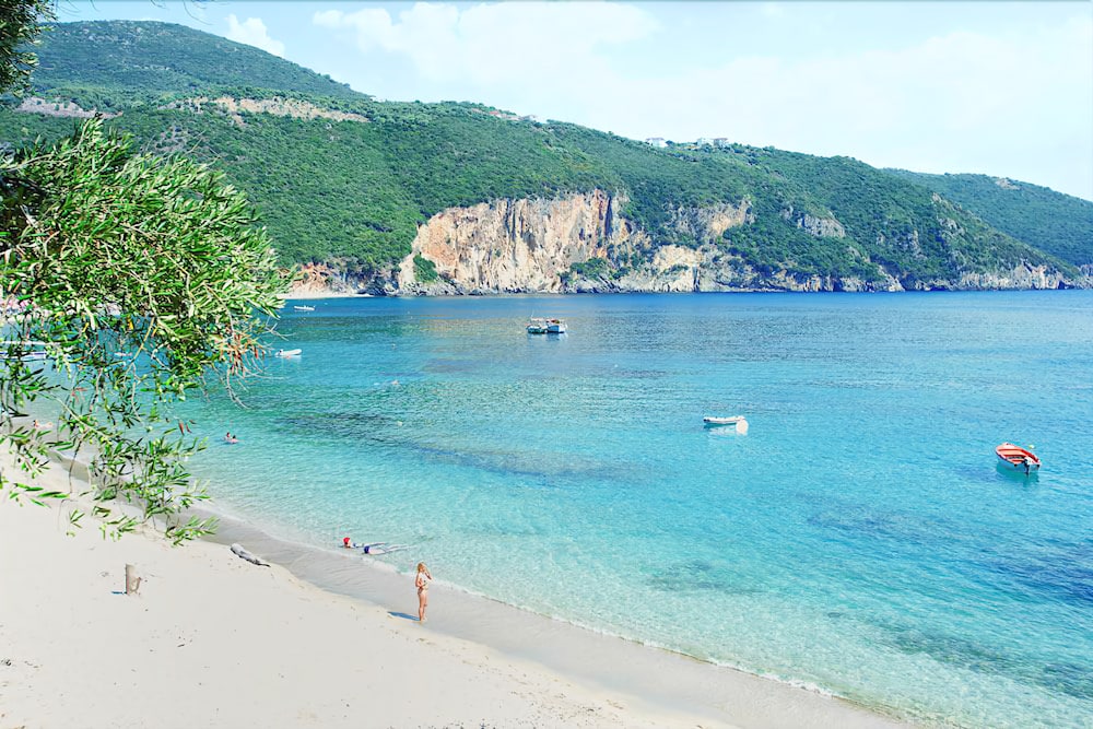 Enjoy Lichnos Bay Village, Camping & Apartments