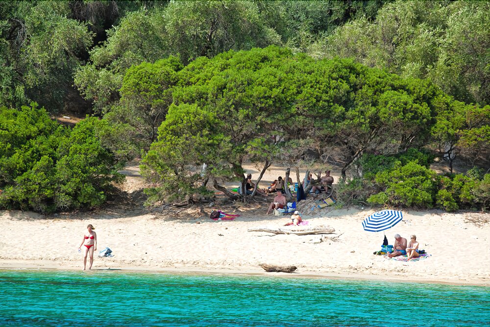 Enjoy Lichnos Bay Village, Camping & Apartments
