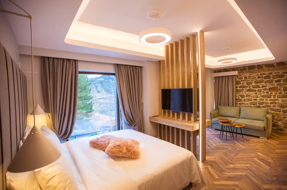 Adryades Luxury Apartments