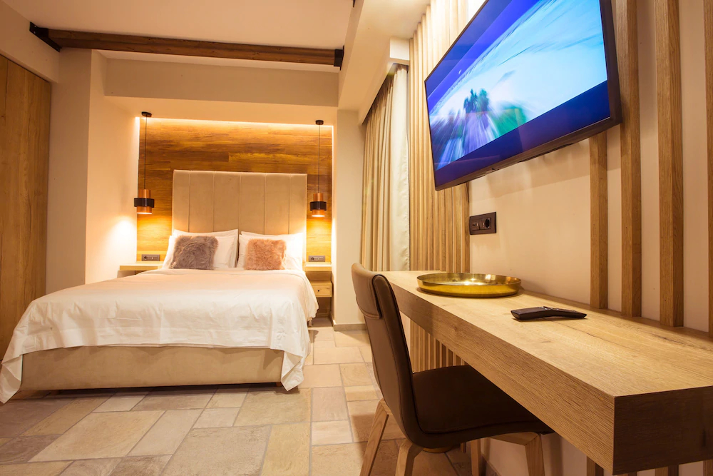 Adryades Luxury Apartments