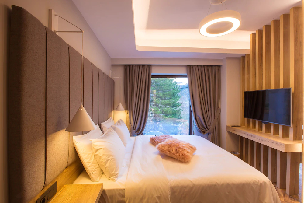 Adryades Luxury Apartments