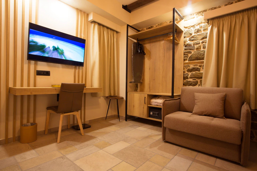 Adryades Luxury Apartments